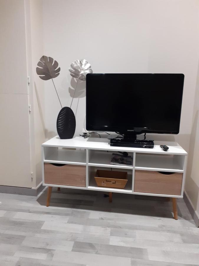 Le Studio D' Emi 阿赫莱斯热莱斯加佐斯特 外观 照片